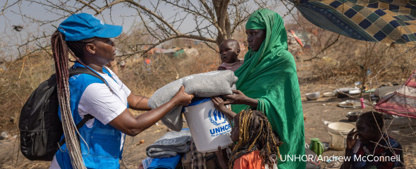 Thank humanitarian relief workers on the front lines | USA for UNHCR